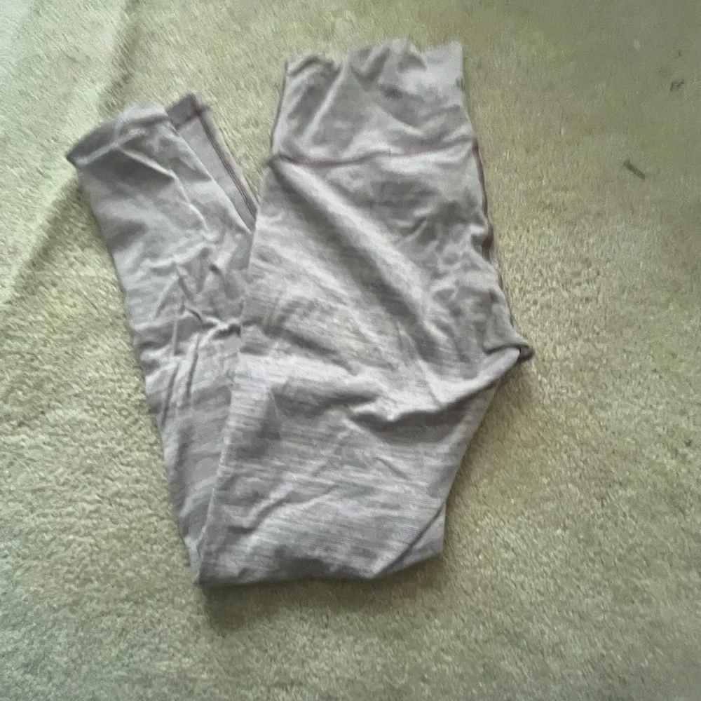 Lululemon leggings - Picture 4 of 4
